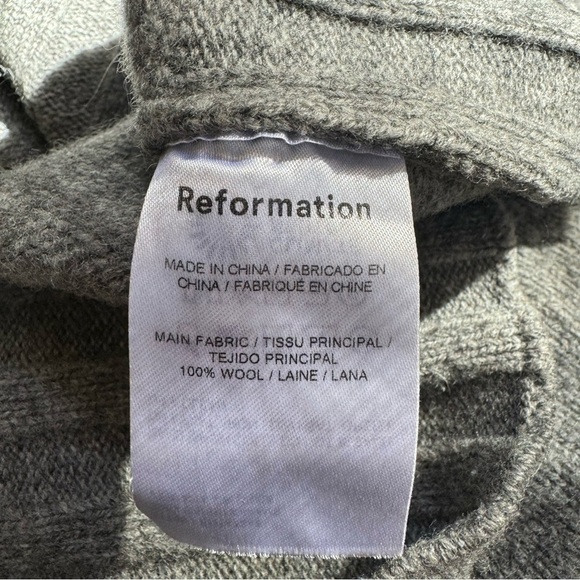 Reformation Elvezia Regenerative Wool Turtleneck Sweated Cropped Knit Grey Large - Picture 7 of 11